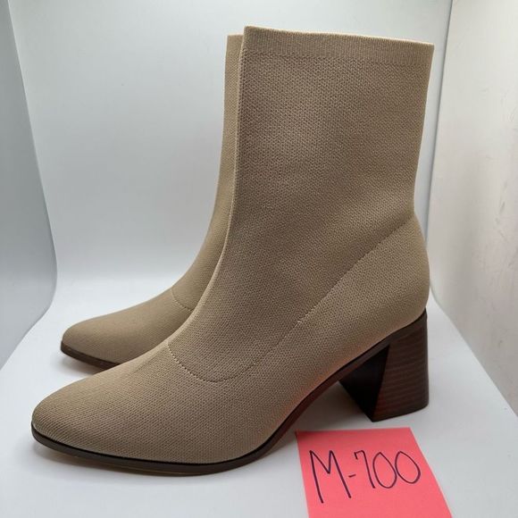 CUSHIONAIRE Women's Stretch boot +Memory Foam 9 TAN - Picture 3 of 7